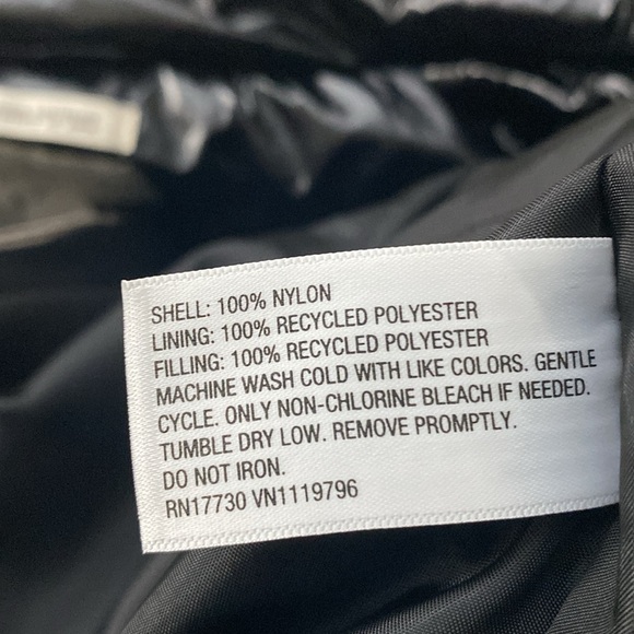 Women's Short Relaxed Puffer Jacket - A New Day Medium - Picture 8 of 8